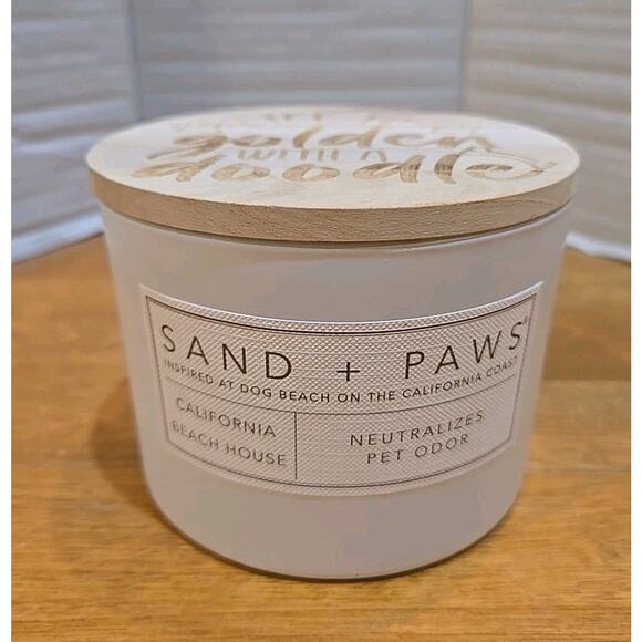Sand & Paws California Beach House Two Wick Candle 12oz Neutralizes Pet Odor New - Picture 3 of 8